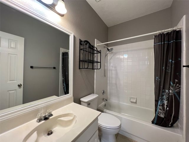 9811 Cliffside Drive, Irving, TX 75063