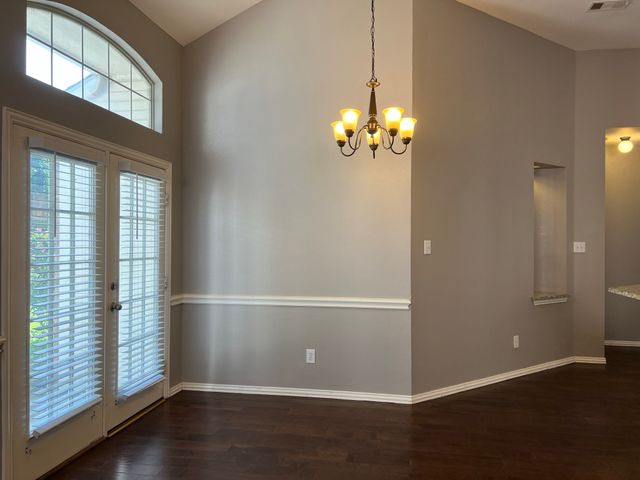 9811 Cliffside Drive, Irving, TX 75063