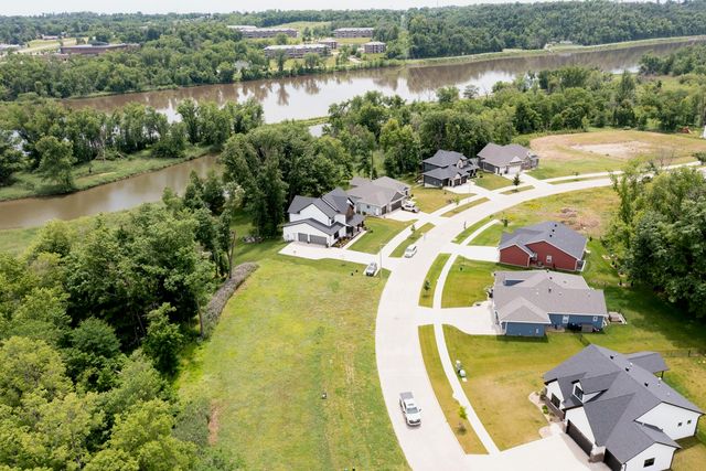 5601 Seminole Valley Trail NE, Cedar Rapids, IA 52411