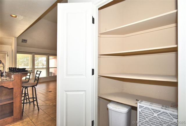 11008 S Olmstead Street W, Jenks, OK 74037