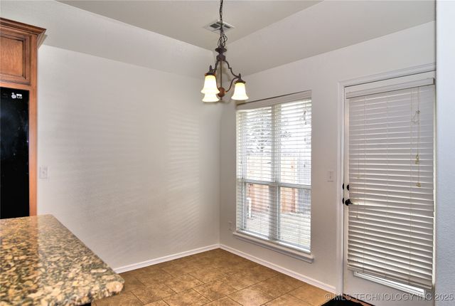 11008 S Olmstead Street W, Jenks, OK 74037