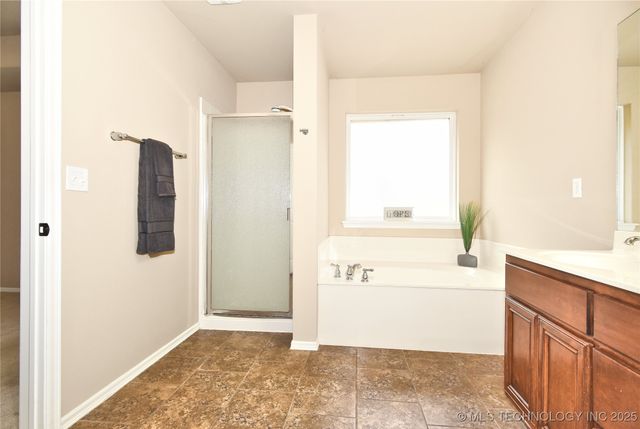 11008 S Olmstead Street W, Jenks, OK 74037