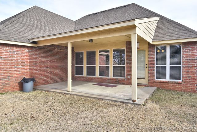 11008 S Olmstead Street W, Jenks, OK 74037