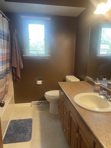 723 RUGGLES STREET, Fond Du Lac, WI 54935