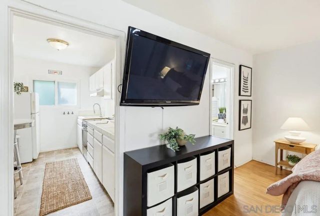4477 Mentone Street Unit 105, San Diego, CA 92107