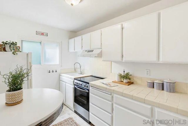 4477 Mentone Street Unit 105, San Diego, CA 92107