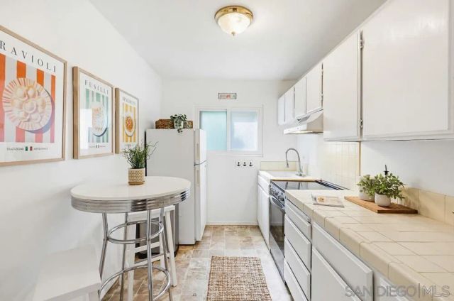 4477 Mentone Street Unit 105, San Diego, CA 92107