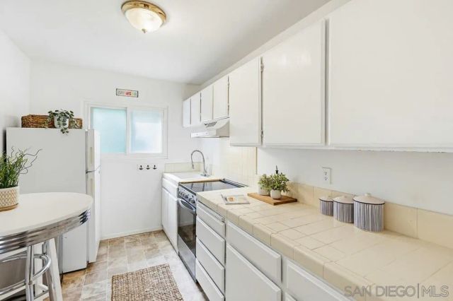 4477 Mentone Street Unit 105, San Diego, CA 92107