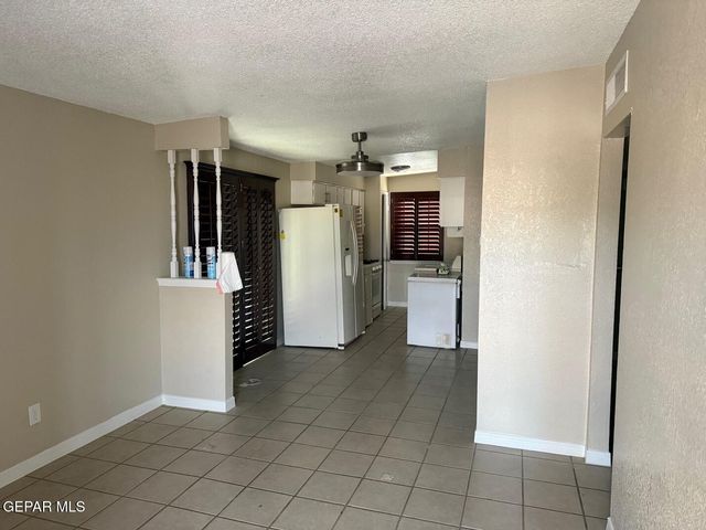 8877 DULCE Circle, El Paso, TX 79907