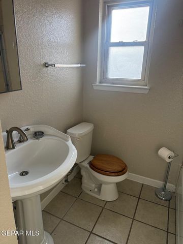 8877 DULCE Circle, El Paso, TX 79907