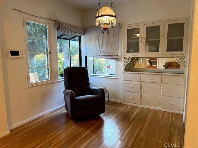 7429 Hesperia, Reseda, CA 91335