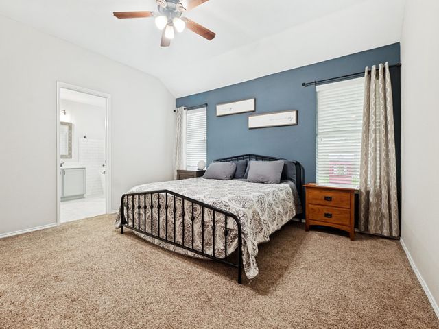 9013 Yosemite Trail, Cross Roads, TX 76227