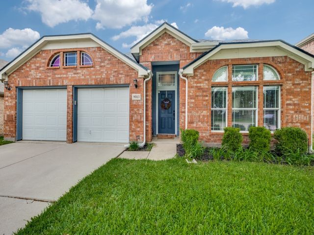 9013 Yosemite Trail, Cross Roads, TX 76227