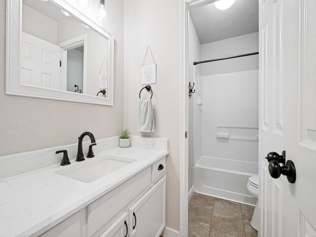 9013 Yosemite Trail, Cross Roads, TX 76227