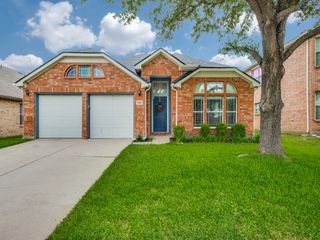 9013 Yosemite Trail, Cross Roads, TX 76227