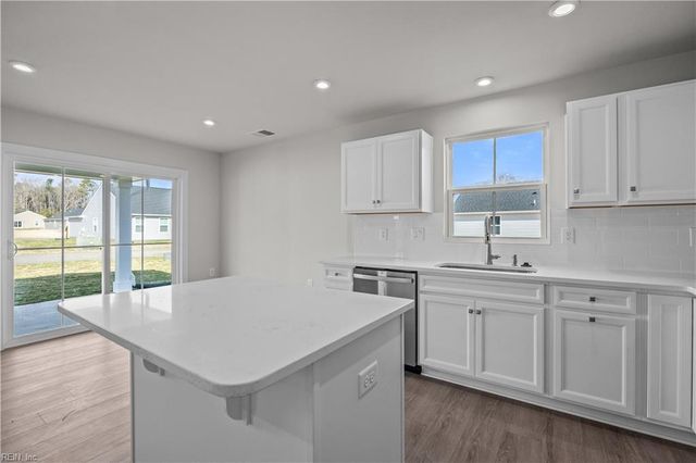 7050 Cunningham DR, Toano, VA 23168