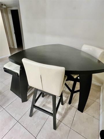 1631 NW 46th Ave 119, Lauderhill, FL 33313