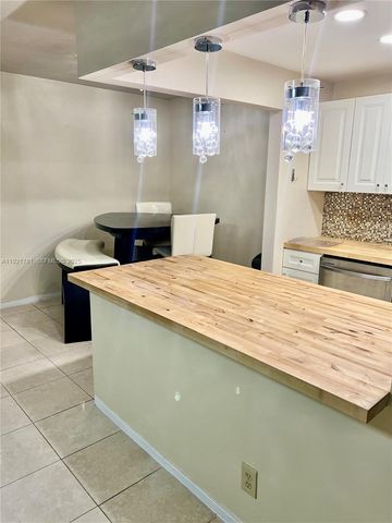 1631 NW 46th Ave 119, Lauderhill, FL 33313