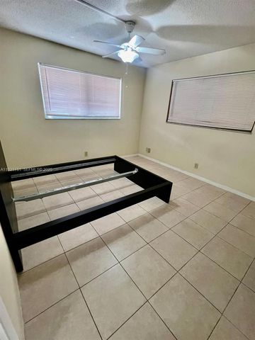 1631 NW 46th Ave 119, Lauderhill, FL 33313