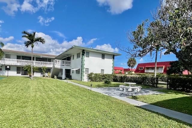 1631 NW 46th Ave 119, Lauderhill, FL 33313