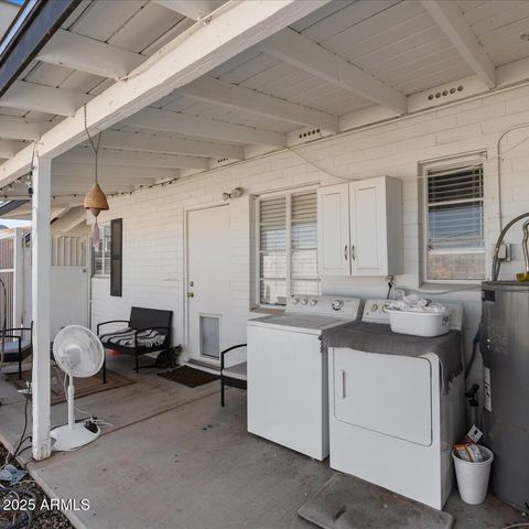 449 N DREW Street E, Mesa, AZ 85201