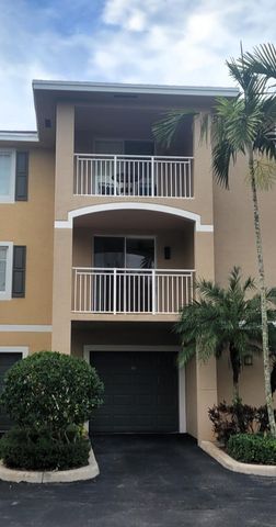 6418 EMERALD DUNES Drive 201, West Palm Beach, FL 33411
