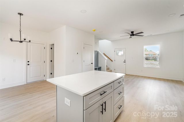 604 6th Street Court NW, Conover, NC 28613