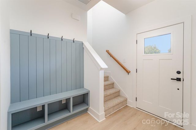 604 6th Street Court NW, Conover, NC 28613