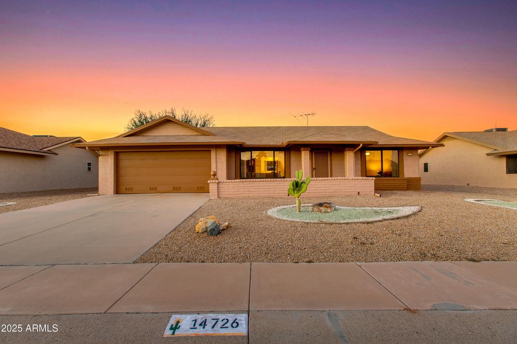 14726 W Antelope Drive, Sun City West, AZ 85375