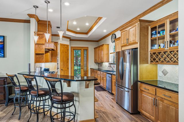 831 Coldwater Creek Circle, Niceville, FL 32578