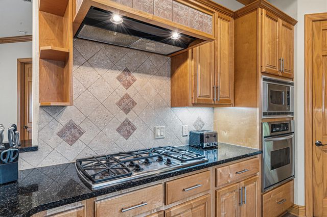 831 Coldwater Creek Circle, Niceville, FL 32578