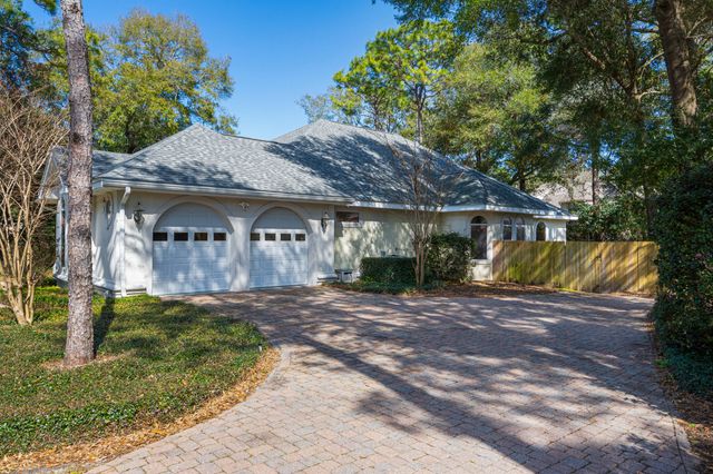 831 Coldwater Creek Circle, Niceville, FL 32578