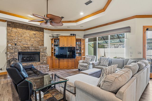 831 Coldwater Creek Circle, Niceville, FL 32578