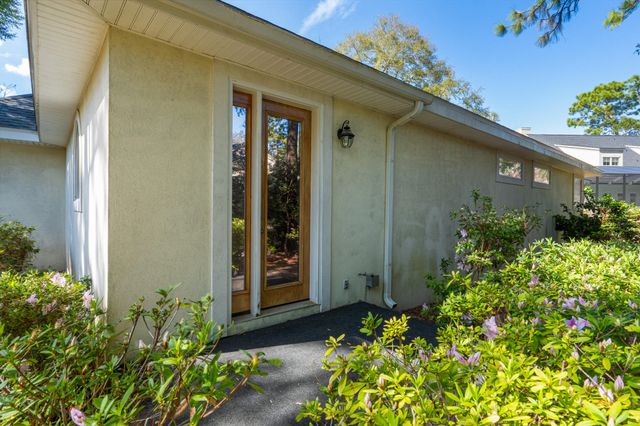 831 Coldwater Creek Circle, Niceville, FL 32578