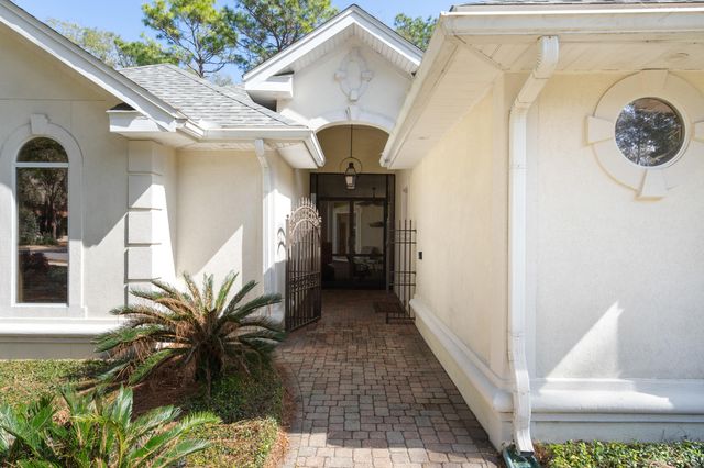 831 Coldwater Creek Circle, Niceville, FL 32578