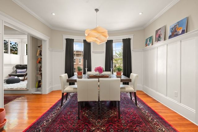 8 Colbourne Cres 3, Brookline, MA 02445
