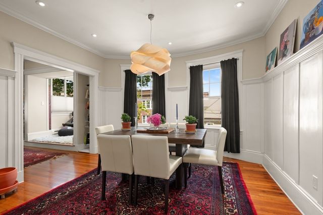 8 Colbourne Cres 3, Brookline, MA 02445