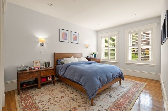 8 Colbourne Cres 3, Brookline, MA 02445