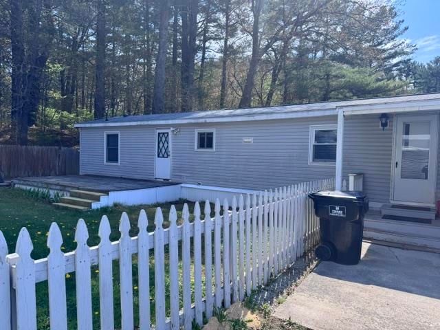 43 Mobile Drive, Hudson, NH 03051