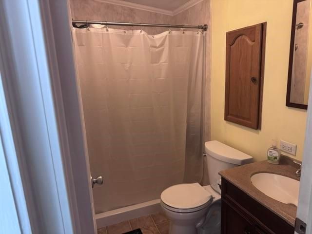 43 Mobile Drive, Hudson, NH 03051