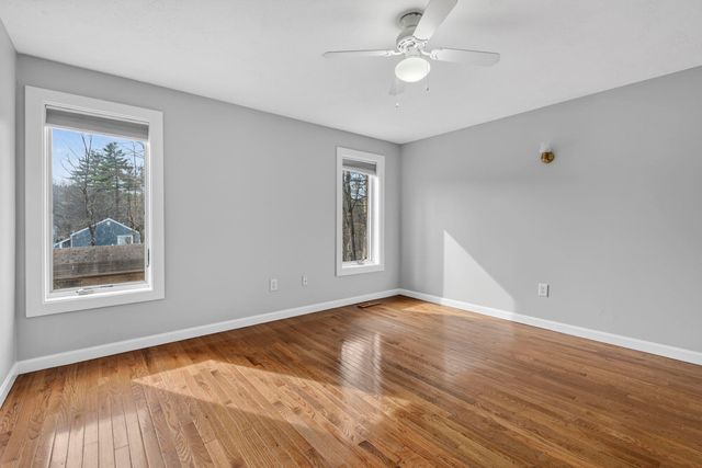 23 Radcliffe Drive, Milford, NH 03055