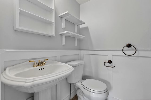 23 Radcliffe Drive, Milford, NH 03055