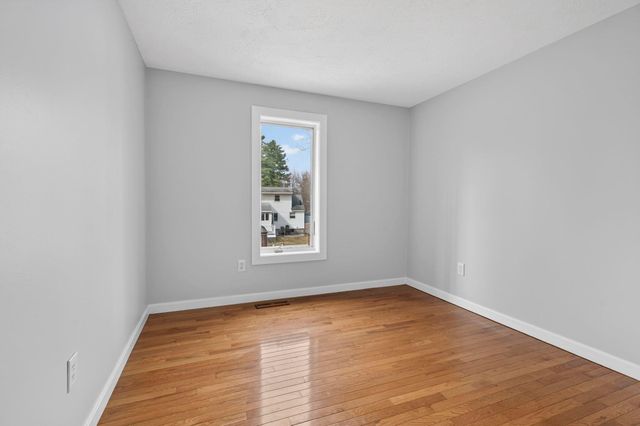 23 Radcliffe Drive, Milford, NH 03055