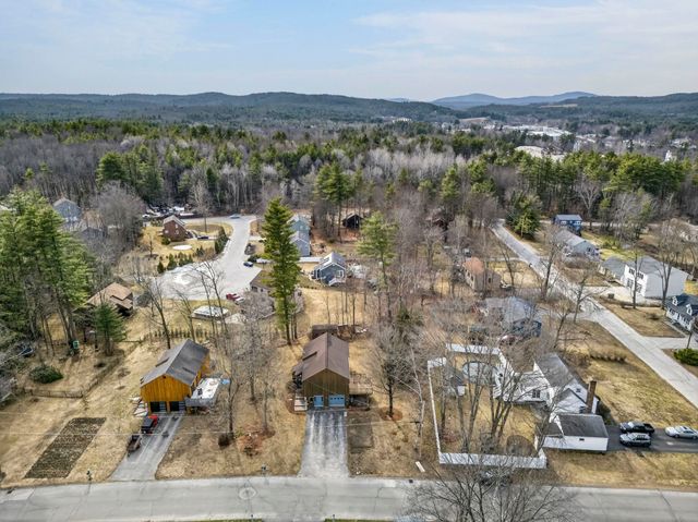 23 Radcliffe Drive, Milford, NH 03055