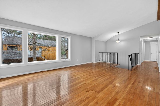 23 Radcliffe Drive, Milford, NH 03055