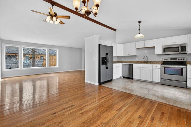 23 Radcliffe Drive, Milford, NH 03055