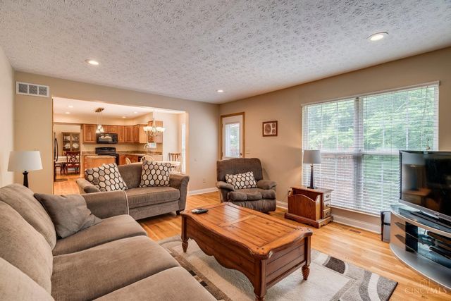 1366 Mountain Ash, Batavia Twp, OH 45102