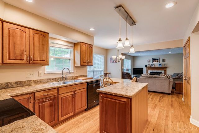 1366 Mountain Ash, Batavia Twp, OH 45102