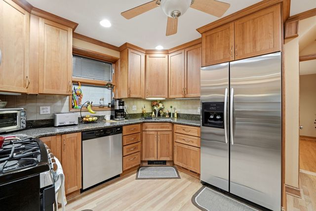 3505 N Nottingham Avenue, Chicago, IL 60634