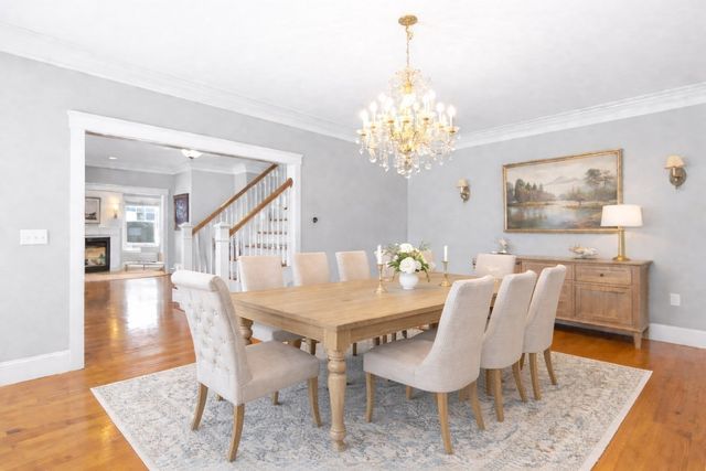 37 Mayflower Road, Winchester, MA 01890